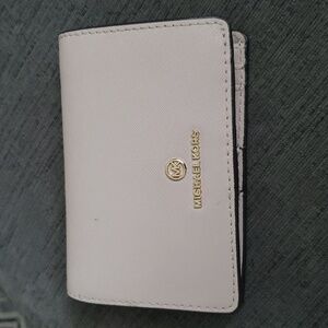 NWOT Michael KORS wallet